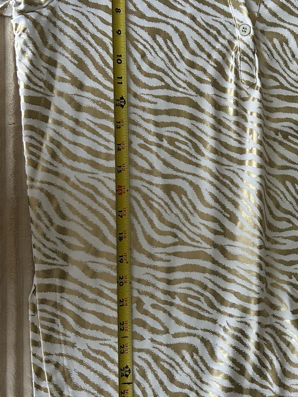 Lulu-B White and Gold Zebra Print Tunic Top - Picture 11 of 11